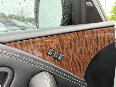 Used 2020 Nissan Armada SL w/ Premium Package image 24