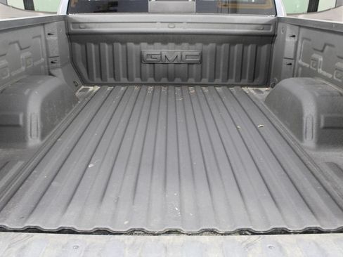 Used 2020 GMC Sierra 1500 SLT w/ SLT Premium Plus Package AWD/4WD image 19