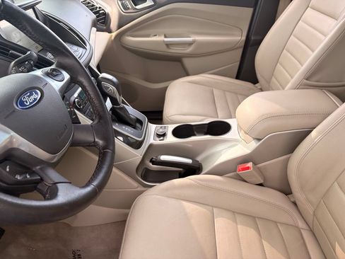 Used 2016 Ford C-MAX Energi SEL FWD image 19