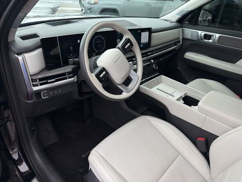 Used 2025 Hyundai Santa Fe Calligraphy image 26