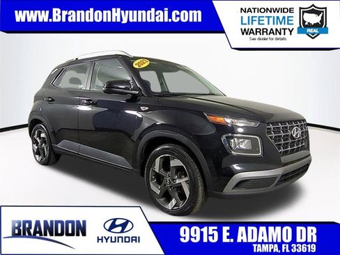 Used 2023 Hyundai Venue SEL w/ Cargo Package image 1