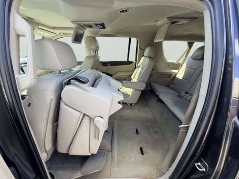 Used 2018 GMC Yukon XL Denali w/ Denali Ultimate Package AWD/4WD image 27