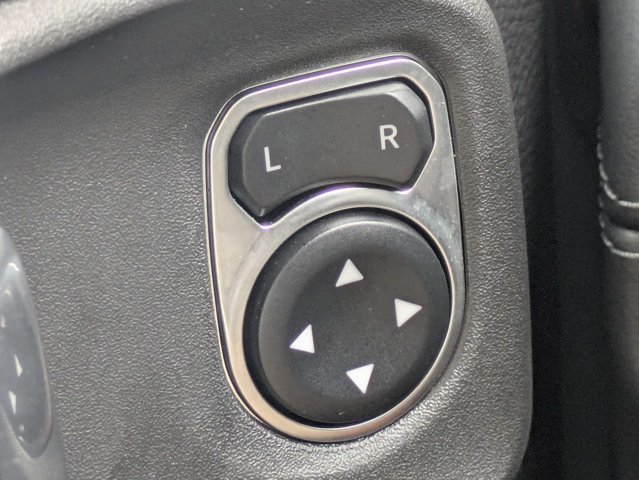 Certified 2026 Jeep Wrangler Unlimited Sahara AWD/4WD image 24
