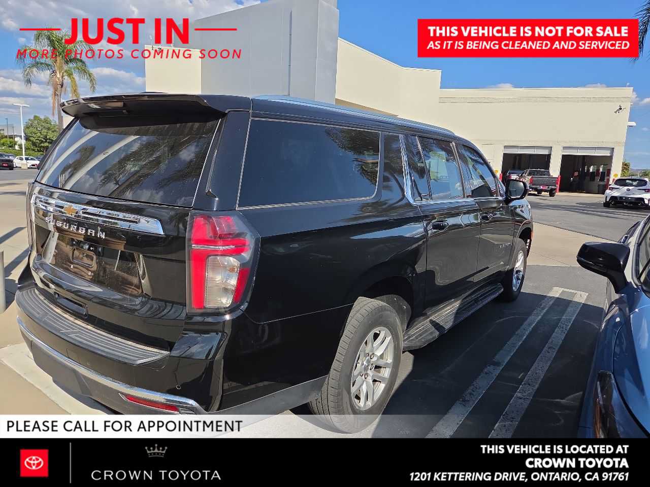 Used 2023 Chevrolet Suburban LS w/ Driver Alert Package RWD image 3