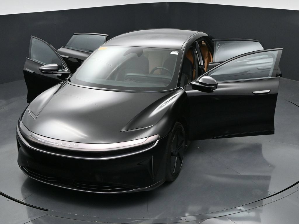 Used 2024 Lucid Air Touring AWD/4WD image 39