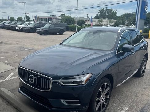 Used 2021 Volvo XC60 T5 Inscription w/ Protection Package Premier FWD image 2