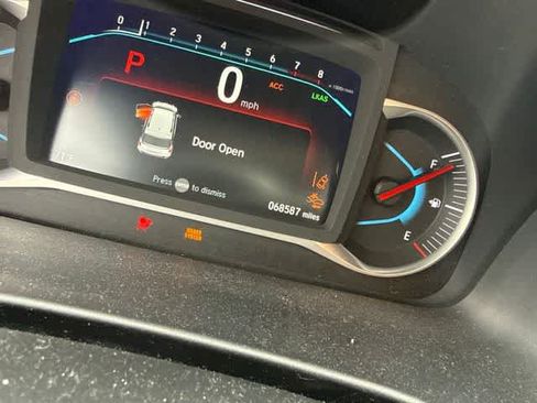 Used 2019 Honda Pilot Touring image 12