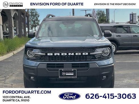 New 2025 Ford Bronco Sport Outer Banks image 3
