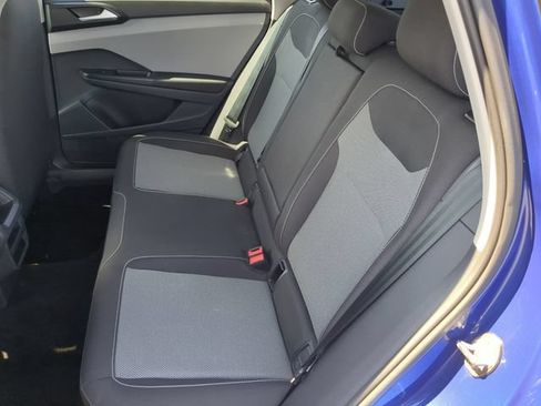 Used 2023 Volkswagen Taos S FWD image 18