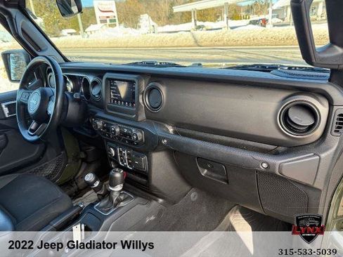 Used 2022 Jeep Gladiator Willys image 42