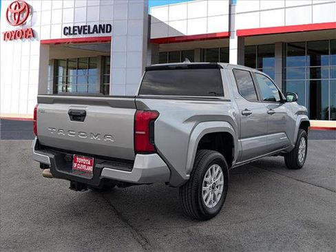 Used 2024 Toyota Tacoma SR5 image 7