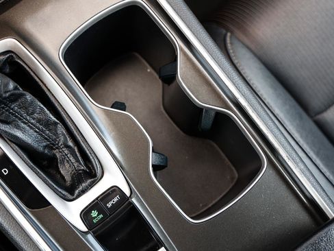 Used 2020 Honda Accord Sport image 31