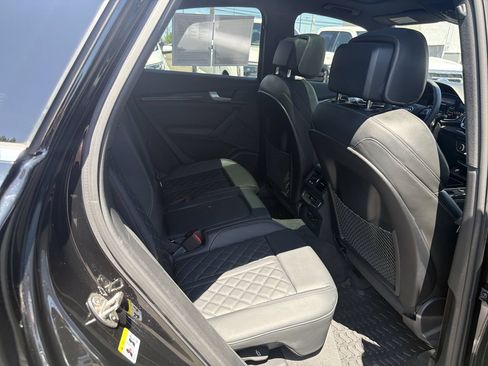 Used 2023 Audi SQ5 Premium Plus w/ Premium Plus Package AWD/4WD image 14