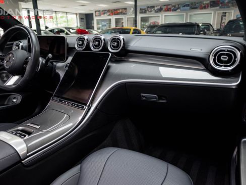 Used 2025 Mercedes-Benz CLE 300 4MATIC Cabriolet image 92