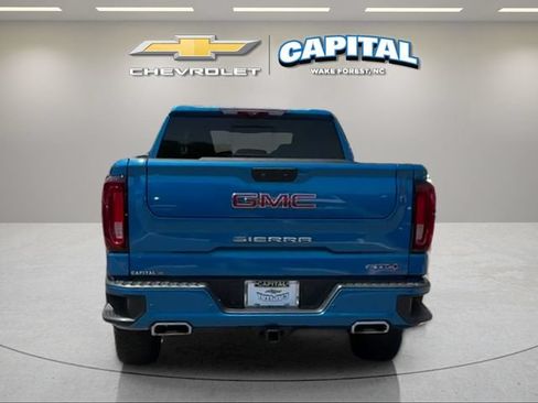 Used 2024 GMC Sierra 1500 AT4 w/ Technology Package AWD/4WD image 4