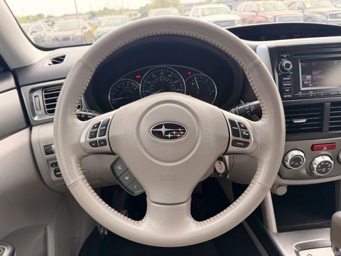 Used 2012 Subaru Forester 2.5X Limited AWD/4WD image 15