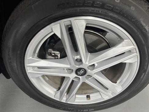 Used 2023 Audi Q5 e Premium Plus w/ Premium Plus Package AWD/4WD image 8