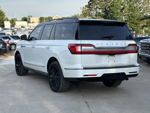 Used 2021 Lincoln Navigator Black Label w/ Special Edition Package AWD/4WD image 3