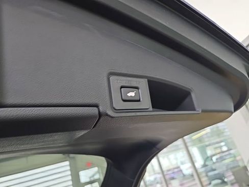 Used 2025 Acura RDX A-Spec AWD/4WD image 17