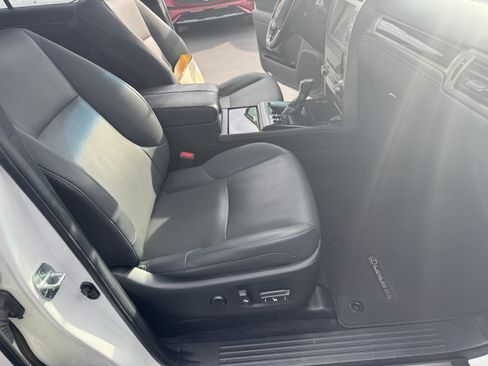 Used 2020 Lexus GX 460 Premium w/ Premium Package AWD/4WD image 35