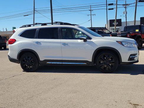 Used 2020 Subaru Ascent Touring w/ Popular Package #3 image 5