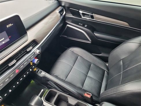 Used 2021 Kia Telluride EX w/ EX Premium Package image 13