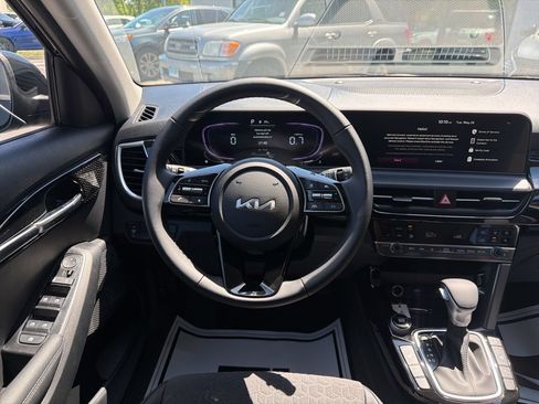 New 2026 Kia Seltos S AWD/4WD image 23