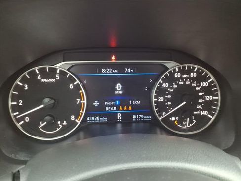 Used 2024 Nissan Altima 2.5 SV FWD image 29