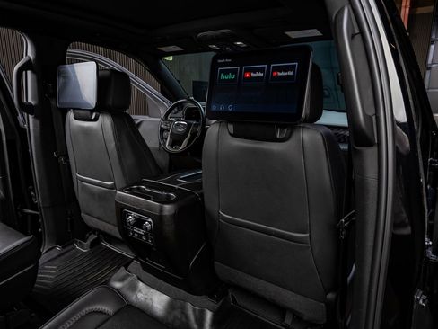 Used 2023 GMC Yukon Denali w/ Denali Reserve Package AWD/4WD image 31