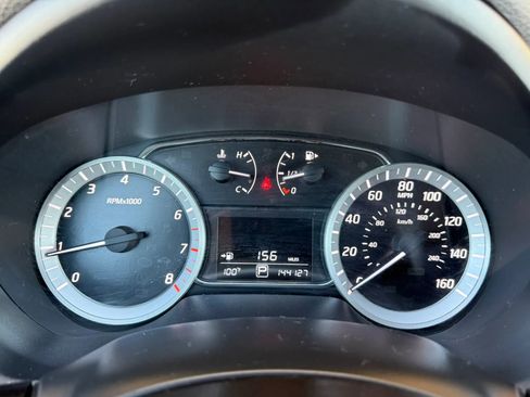 Used 2014 Nissan Sentra SV FWD image 29