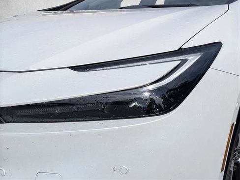 Used 2024 Toyota Prius Limited w/ Limited Premium Package FWD image 2