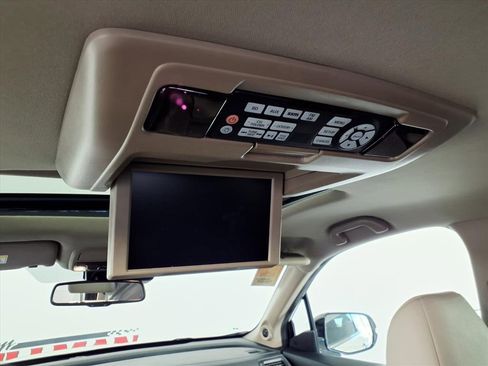 Used 2018 Honda Pilot Elite image 12