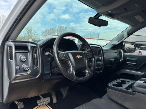 Used 2017 Chevrolet Silverado 1500 LT w/ Trailering Package AWD/4WD image 14
