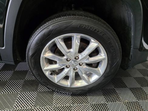 Used 2016 Jeep Cherokee Limited AWD/4WD image 39
