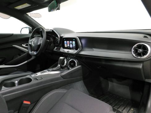 Used 2018 Chevrolet Camaro SS RWD image 68