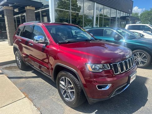 Used 2020 Jeep Grand Cherokee Limited AWD/4WD image 4