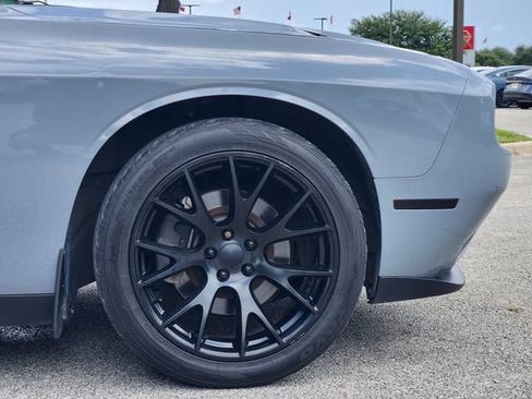 Used 2020 Dodge Challenger SXT w/ Plus Package RWD image 8