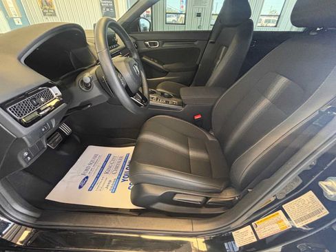 Used 2024 Honda Civic Sport image 15