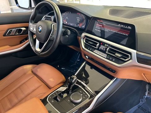 Used 2019 BMW 330i Sedan w/ Driving Assistance Package image 34