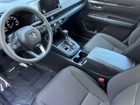 Used 2024 Honda CR-V LX image 4
