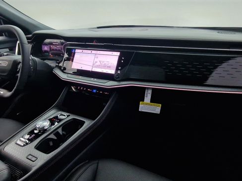 New 2025 Jeep Wagoneer Limited image 38