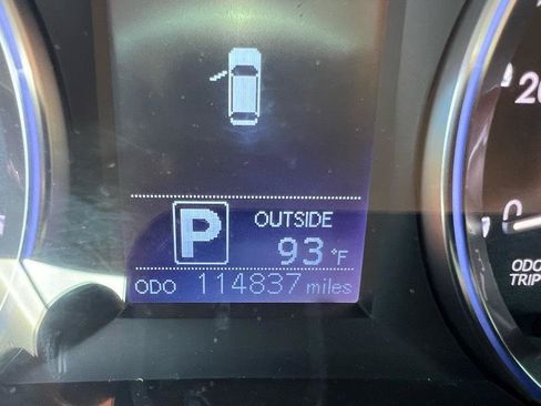 Used 2015 Toyota Highlander LE FWD image 20