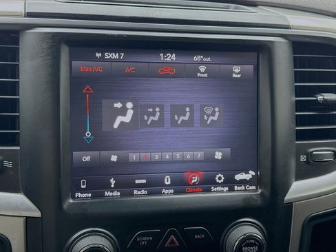 Used 2018 RAM 1500 Big Horn RWD image 12