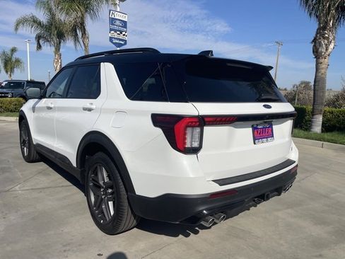 New 2025 Ford Explorer ST image 3