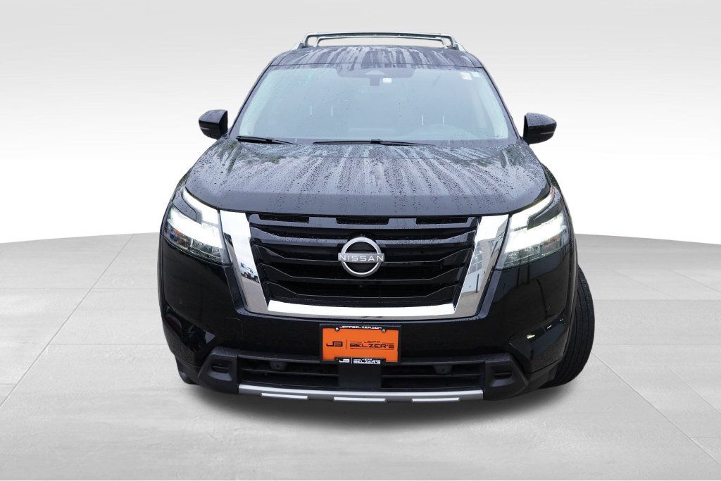 Used 2024 Nissan Pathfinder SL w/ SL Premium Package AWD/4WD image 12