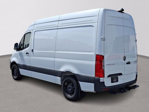 Used 2024 Mercedes-Benz Sprinter 144 Cargo image 6