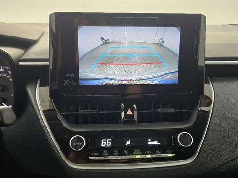 Used 2023 Toyota Corolla LE FWD image 27