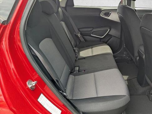 Used 2022 Kia Soul LX w/ Technology Package FWD image 18