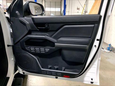 Used 2024 Toyota Tacoma SR5 image 22