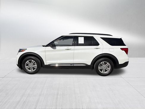 Used 2023 Ford Explorer XLT RWD image 10